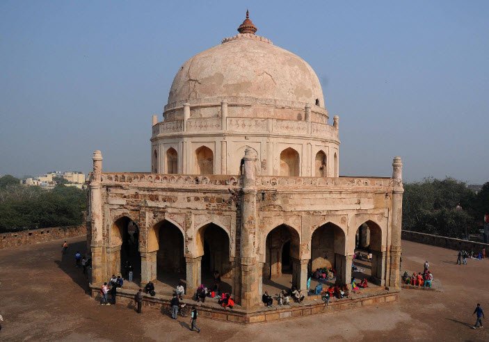 Adham Khan's Tomb